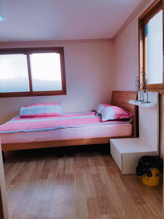 Honey House Hotell Busan Exteriör bild