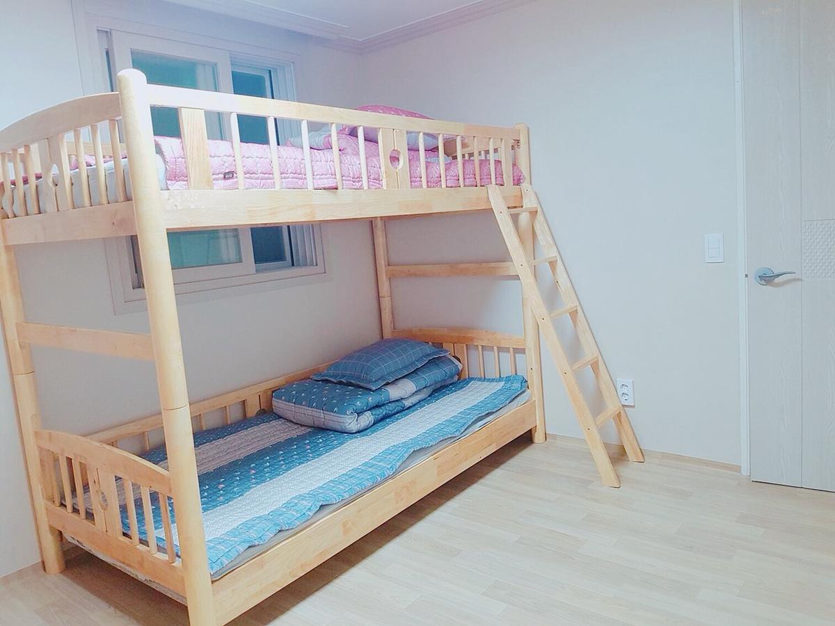Honey House Hotell Busan Exteriör bild